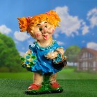 Садовая фигура "Гном девочка с цветами" большая 30х29х58см МИКС - Фото 4