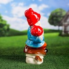 Садовая фигура "Гном на грибочке", разноцветная, 40 см, микс - Фото 3