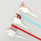 Дразнилка-удочка с белой мышью, палочка микс цветов - Фото 4