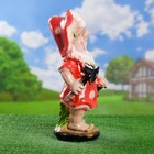 Садовая фигура "Гном-мухомор с лопатой" средний 25х28х52см - Фото 2