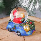 Сувенир шар водяной "Дед Мороз на машине" 6,5x7,8x6 см - Фото 2