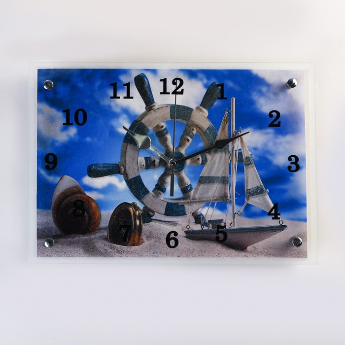 Часы настенные, серия: Море, "Штурвал и яхта на песке", 25х35  см - Фото 1