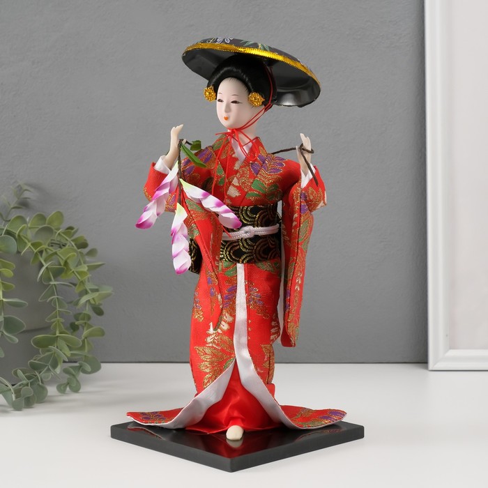 Кукла коллекционная "Японка с цветочной ветвью и в шляпе" 30 см - Фото 1