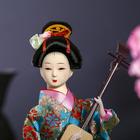 Кукла коллекционная "Гейша в цветочном кимоно с музыкальным инструментом" 30 см - Фото 5