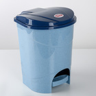 Контейнер для мусора с педалью, 7 л, цвет голубой мрамор - Фото 1