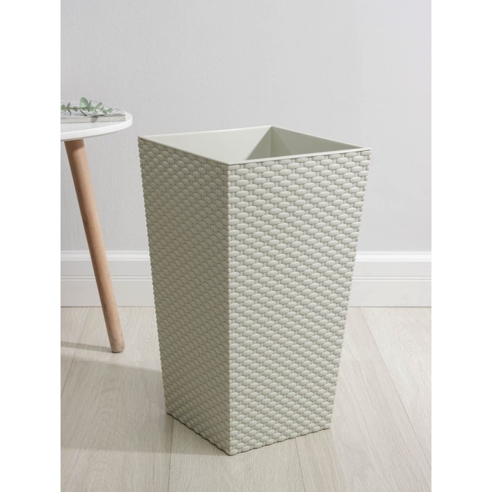 Кашпо для цветов со вставкой «Ротанг», 21 л (11.2 л), белое