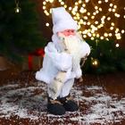 Дед Мороз "В белом полушубке с мешком" двигается, 29 см - фото 3790115