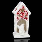Сувенир керамика "Домик Деда Мороза" световой, 13х6,3х6,2 см - Фото 1
