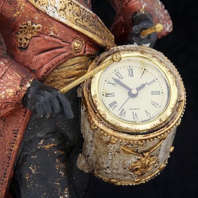 Фигурка полистоун «Английский шарж. Бульдог барабанщик с часами», 39×12×14.5 см
