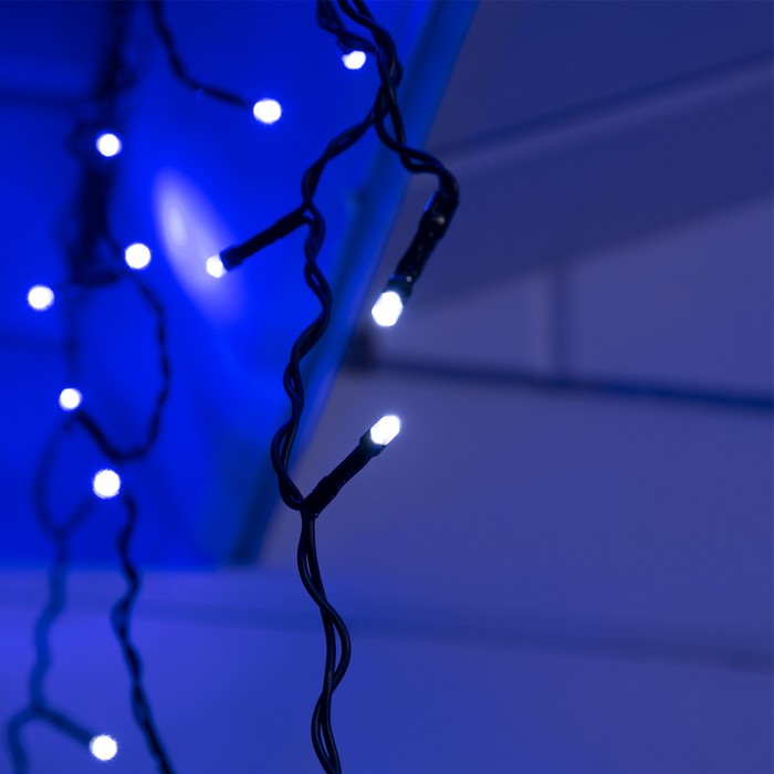Гирлянда «Бахрома» 4 × 0.6 м, IP44, тёмная нить, 180 LED, свечение синее, мерцание белым, 220 В - фото 1884721813