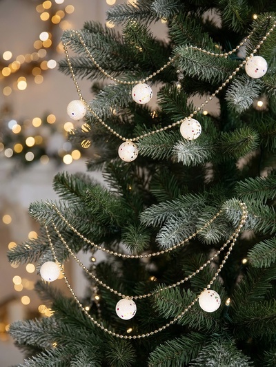 Бусы на ёлку «Белые шарики с блёстками», длина 1.2 м, d=2.5 см