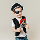 Карнавальный костюм «Пират», 6 предметов: шляпа, жилетка, наглазник, кортик, крюк, кодекс - Фото 4