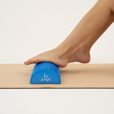 Полусфера массажная Sangh, 45х15х7 см, цвета МИКС