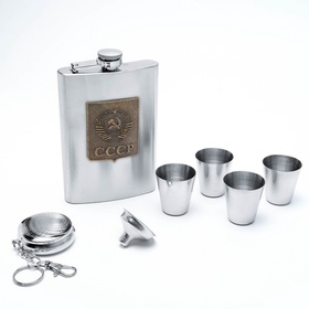 Подарочный набор «СССР»: фляжка 270 мл 4 стопки, воронка, брелок