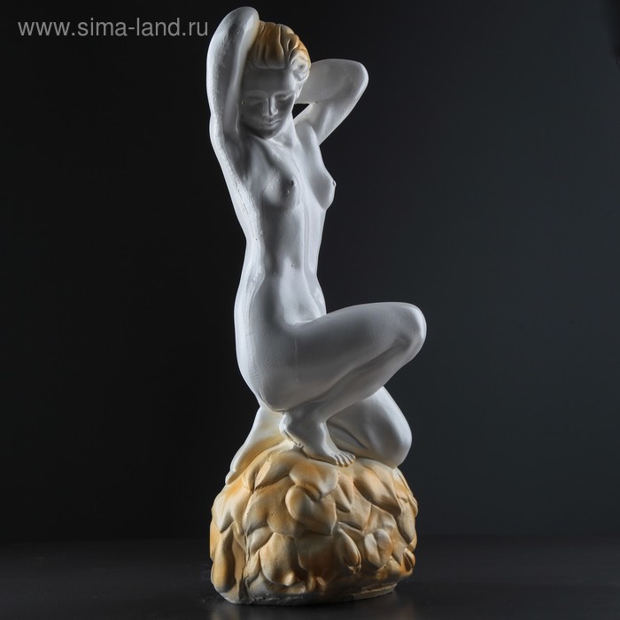 Фигура "Дева на камне" белое/золото 24х24х56см - Фото 1