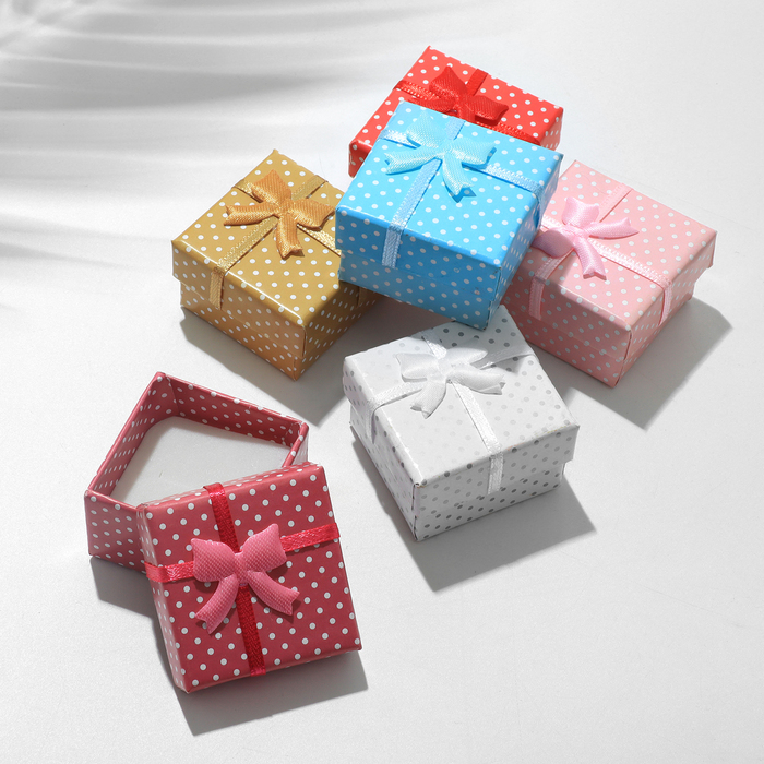 Коробочка подарочная под кольцо «Горошек» с бантом, 4,5×4,5, цвет МИКС - Фото 1