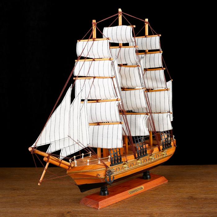 Корабль сувенирный средний «Астрильд», борта светлое дерево, паруса бежевые, 48,5х44х8 см - фото 1896526327