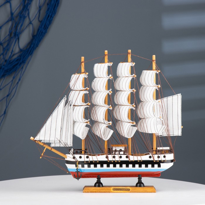 Корабль сувенирный средний «Победа», борта триколор, паруса белые, 32 х 32,5 х 7 см - фото 1909730590