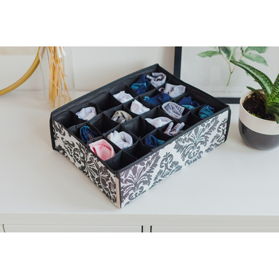 Органайзер для хранения белья «Вензель», 24 отделения, 38×30×12 см, цвет чёрно-белый