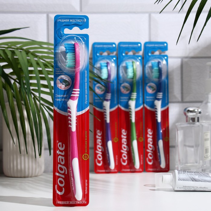 Зубная щётка Colgate «Эксперт чистоты», средней жёсткости - Фото 1