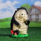 Садовая фигура "Ёжик с лопатой" малый 11х12х21см - Фото 1