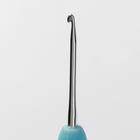 Крючок для вязания, с пластиковой ручкой, d = 2,5 мм, 14 см, цвет голубой - Фото 2